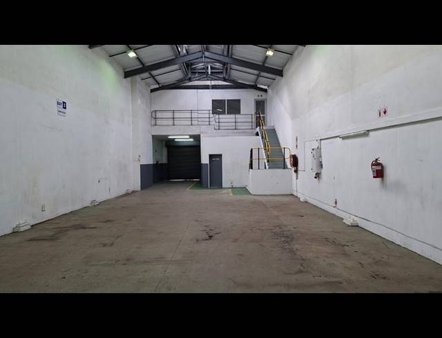 BUSINESS PROPERTY TO RENT IN RICHARDS BAY EXT 7